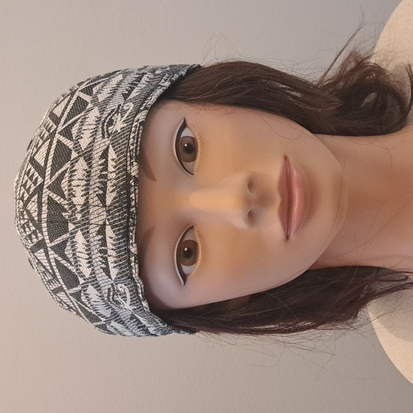 H&M hat - Picture 11 of 12